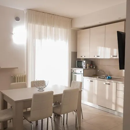 Guest house Fenix Ponte San Pietro 2*