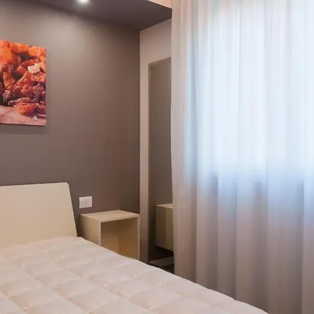 Fenix Ponte San Pietro Guest house